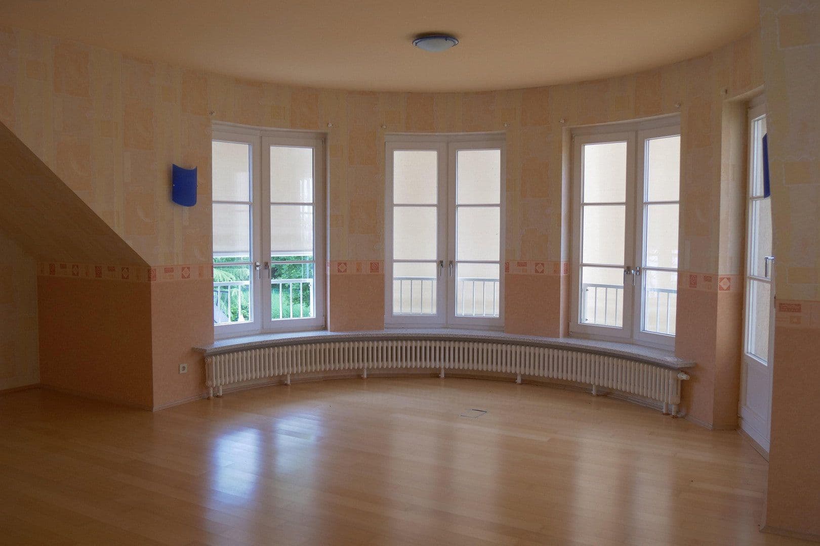 Prodej domu 1.082 m², pozemek 9.536 m², Kolkwitz, Braniborsko Prodej domu 1.082 m², pozemek 9.536 m², Kolkwitz, Braniborsko