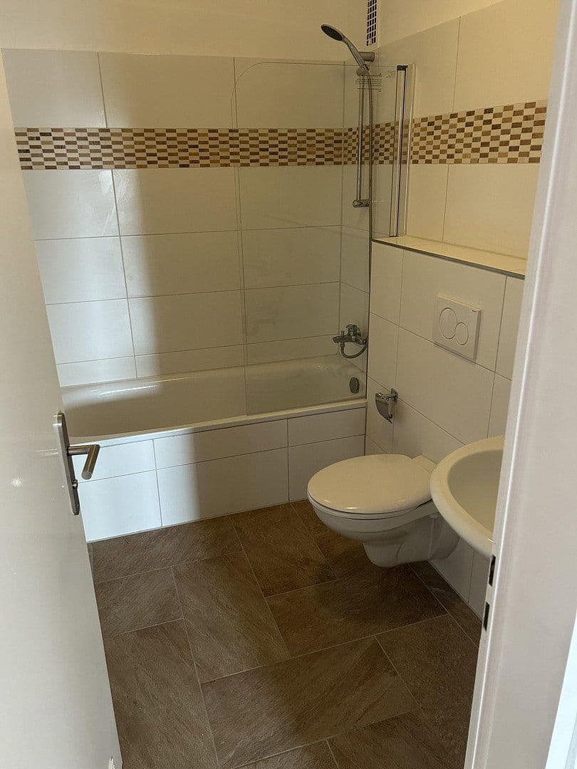 Pronájem bytu 3+1 81 m², Rodgau, Hessen Pronájem bytu 3+1 81 m², Rodgau, Hessen