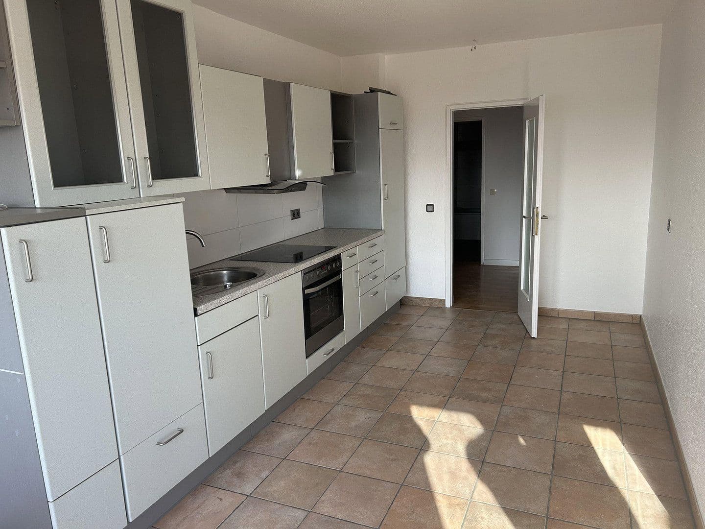 Pronájem bytu 3+1 81 m², Rodgau, Hessen Pronájem bytu 3+1 81 m², Rodgau, Hessen