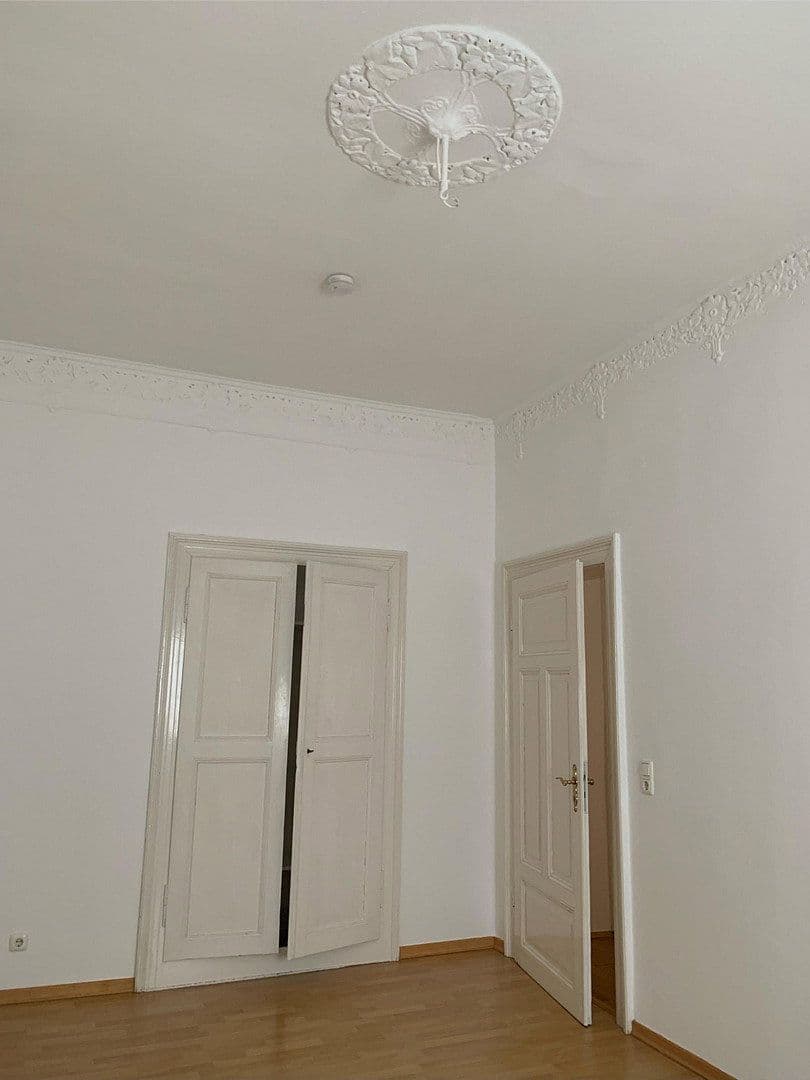 Pronájem bytu 2+1 56 m², Gneisenaustrasse 10, Wiesbaden, Hessen Pronájem bytu 2+1 56 m², Gneisenaustrasse 10, Wiesbaden, Hessen