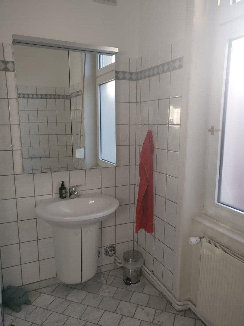 Pronájem bytu 2+1 56 m², Gneisenaustrasse 10, Wiesbaden, Hessen Pronájem bytu 2+1 56 m², Gneisenaustrasse 10, Wiesbaden, Hessen