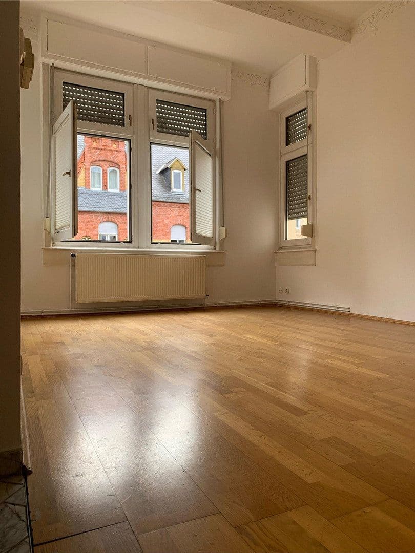 Pronájem bytu 2+1 56 m², Gneisenaustrasse 10, Wiesbaden, Hessen Pronájem bytu 2+1 56 m², Gneisenaustrasse 10, Wiesbaden, Hessen
