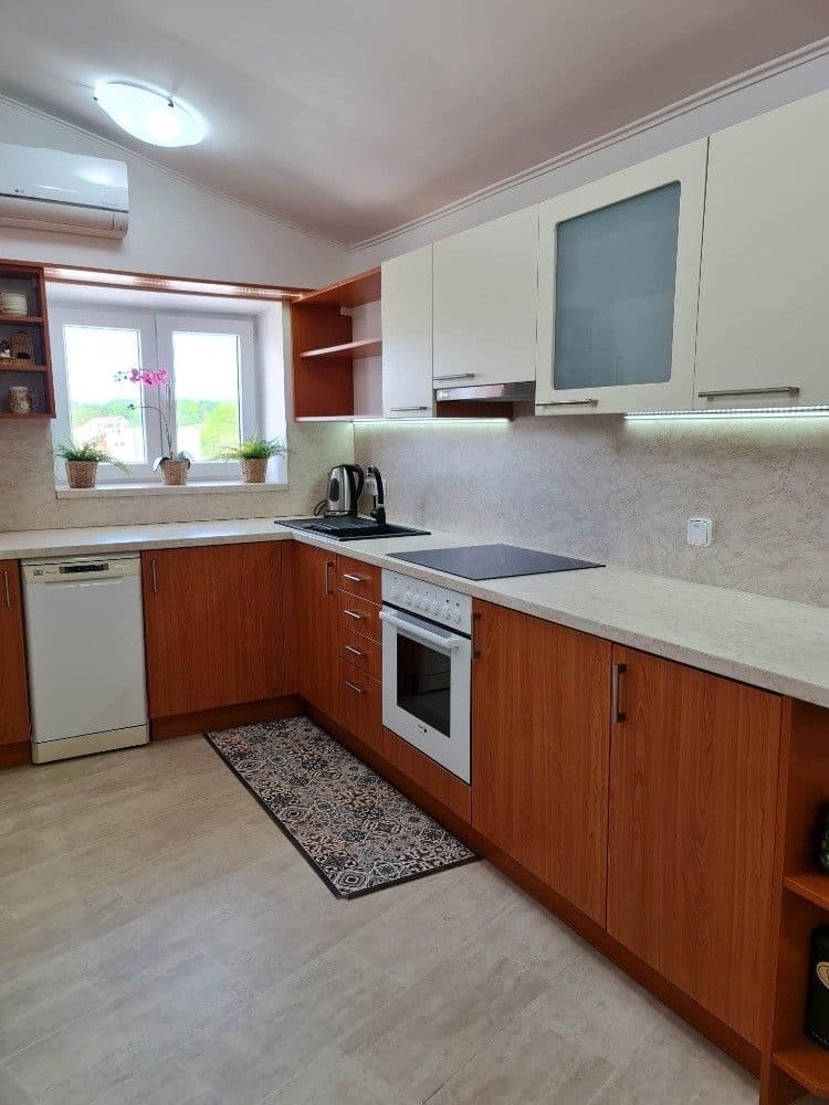 Pronájem bytu 2+kk 51 m², Městský kopec, Bílovec, Moravskoslezský kraj Pronájem bytu 2+kk 51 m², Městský kopec, Bílovec, Moravskoslezský kraj
