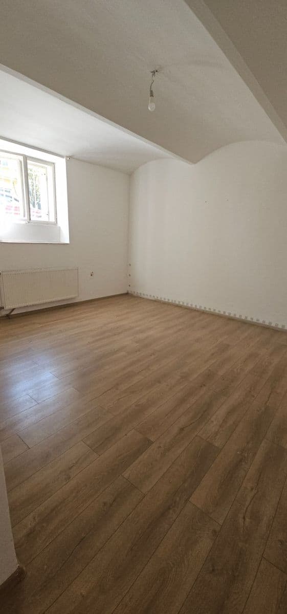 Pronájem bytu 2+1 60 m², třída Spojenců, Opava, Moravskoslezský kraj Pronájem bytu 2+1 60 m², třída Spojenců, Opava, Moravskoslezský kraj