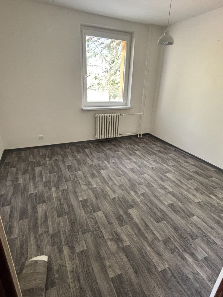 Pronájem bytu 3+1 53 m², Štursova, Žďár nad Sázavou, Kraj Vysočina Pronájem bytu 3+1 53 m², Štursova, Žďár nad Sázavou, Kraj Vysočina