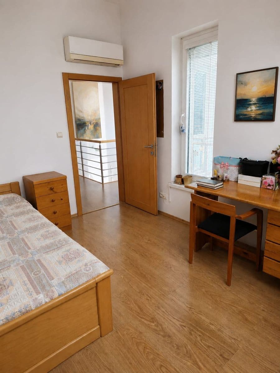 Prodej bytu 5+1 180 m², Lužná, Petržalka, Bratislavský kraj Prodej bytu 5+1 180 m², Lužná, Petržalka, Bratislavský kraj