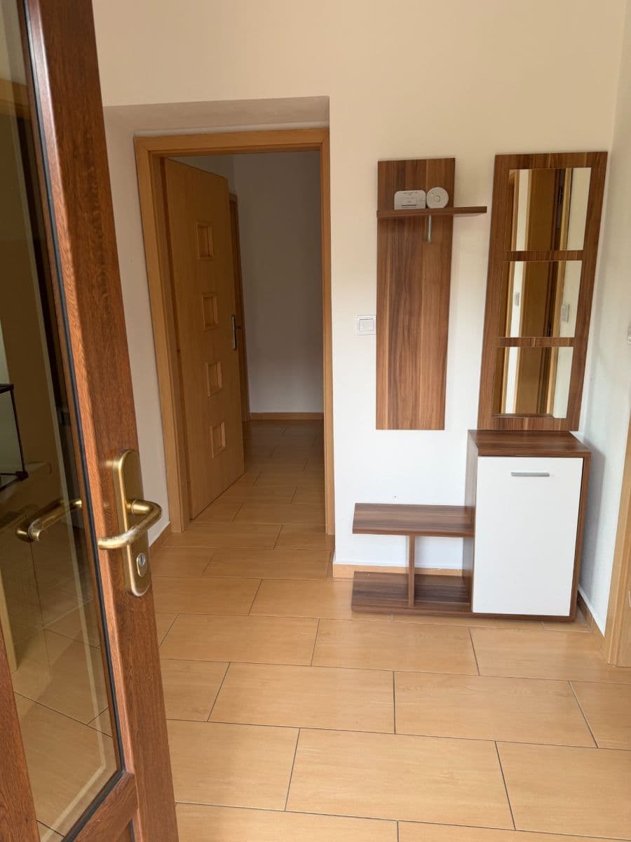 Pronájem domu 160 m², pozemek 285 m², Horova, Bruntál, Moravskoslezský kraj Pronájem domu 160 m², pozemek 285 m², Horova, Bruntál, Moravskoslezský kraj