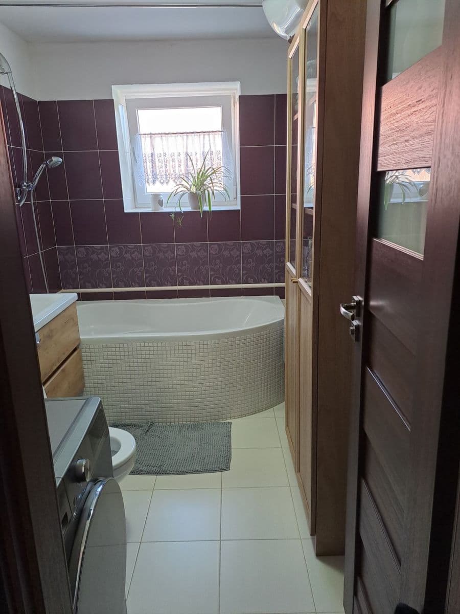 Prodej bytu 2+1 50 m², Družstevní, Šenov u Nového Jičína, Moravskoslezský kraj Prodej bytu 2+1 50 m², Družstevní, Šenov u Nového Jičína, Moravskoslezský kraj