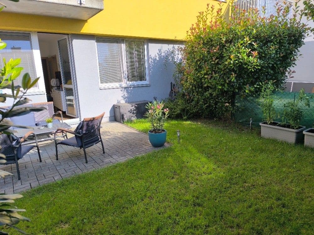 Prodej bytu 2+kk 40 m², Mirešická, Jinočany, Středočeský kraj Prodej bytu 2+kk 40 m², Mirešická, Jinočany, Středočeský kraj