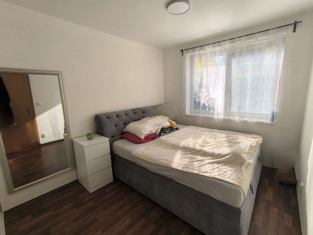 Prodej bytu 2+kk 40 m², Mirešická, Jinočany, Středočeský kraj Prodej bytu 2+kk 40 m², Mirešická, Jinočany, Středočeský kraj