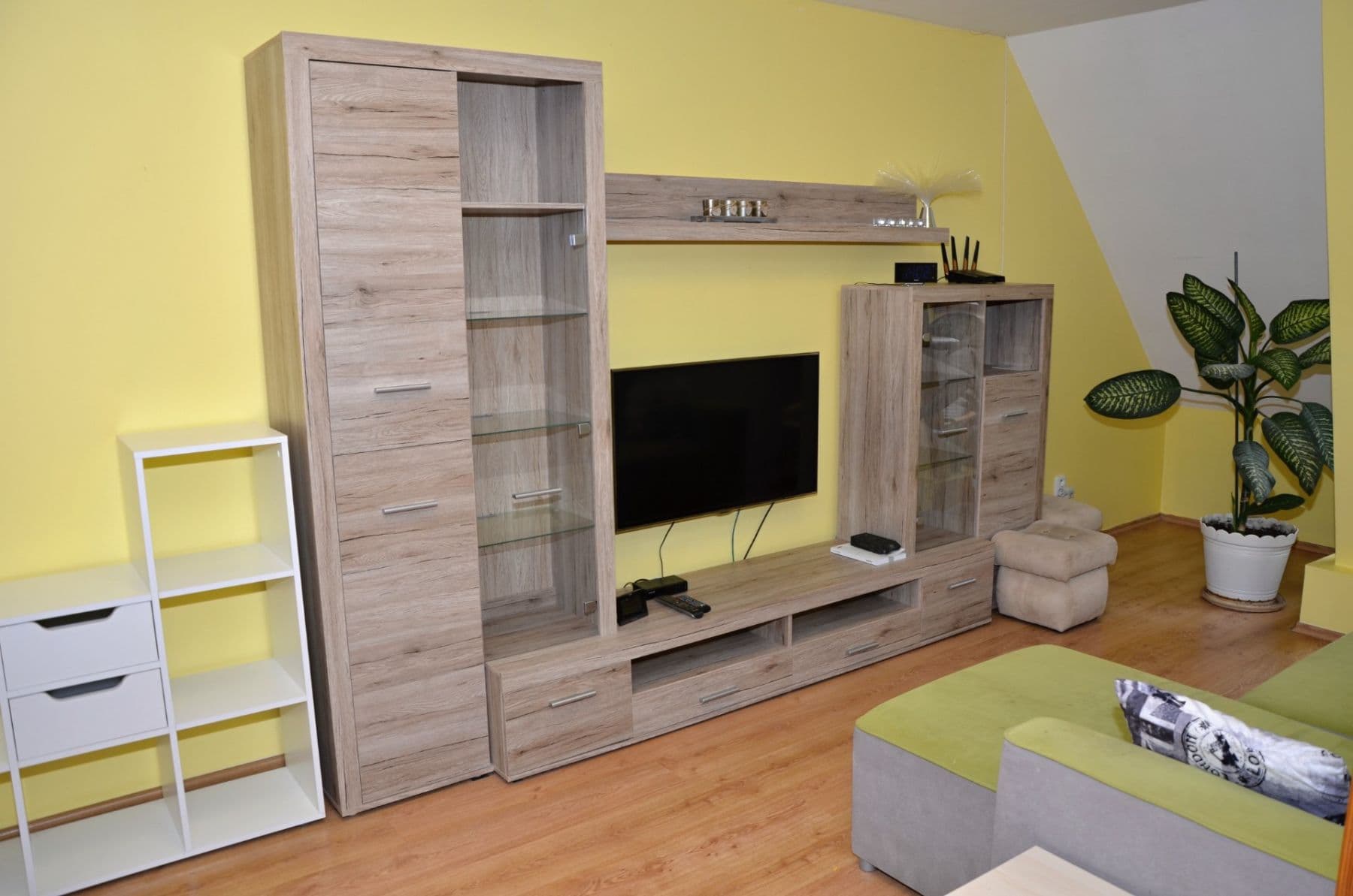 Pronájem bytu 3+kk 100 m², Bratislavská, Břeclav, Jihomoravský kraj Pronájem bytu 3+kk 100 m², Bratislavská, Břeclav, Jihomoravský kraj