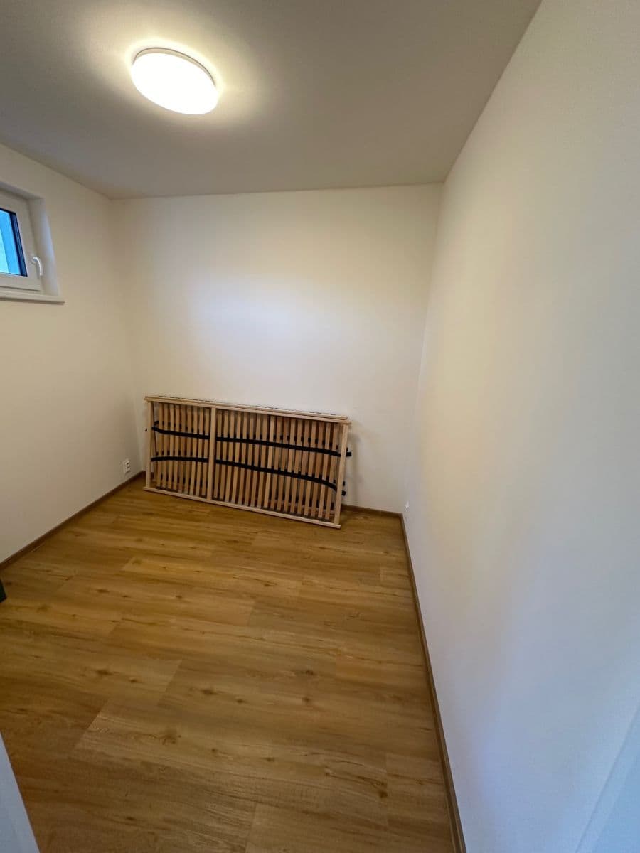 Pronájem bytu 2+kk 35 m², Pod Stárkou, Praha, Praha Pronájem bytu 2+kk 35 m², Pod Stárkou, Praha, Praha