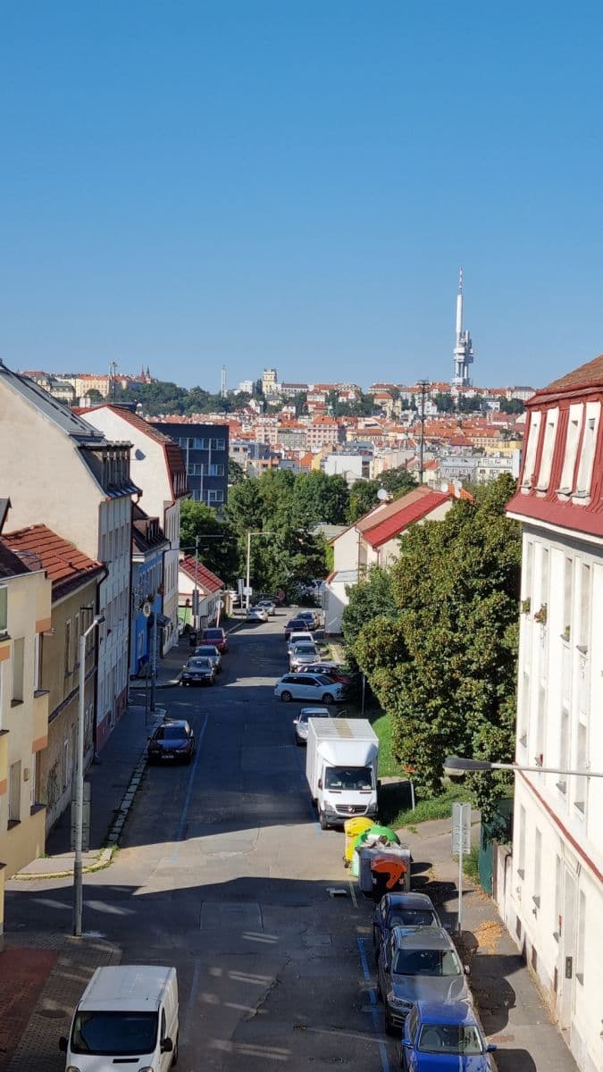 Pronájem bytu 2+kk 35 m², Pod Stárkou, Praha, Praha Pronájem bytu 2+kk 35 m², Pod Stárkou, Praha, Praha