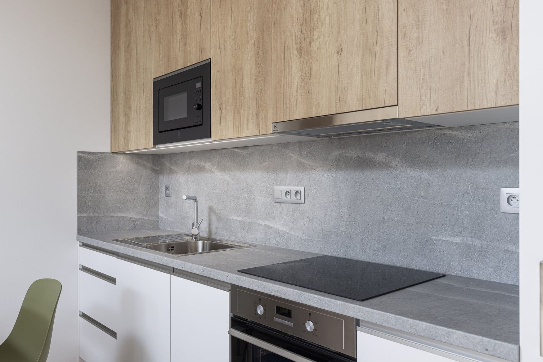 Pronájem bytu 1+kk 37 m², Nebřenická, Praha, Praha Pronájem bytu 1+kk 37 m², Nebřenická, Praha, Praha