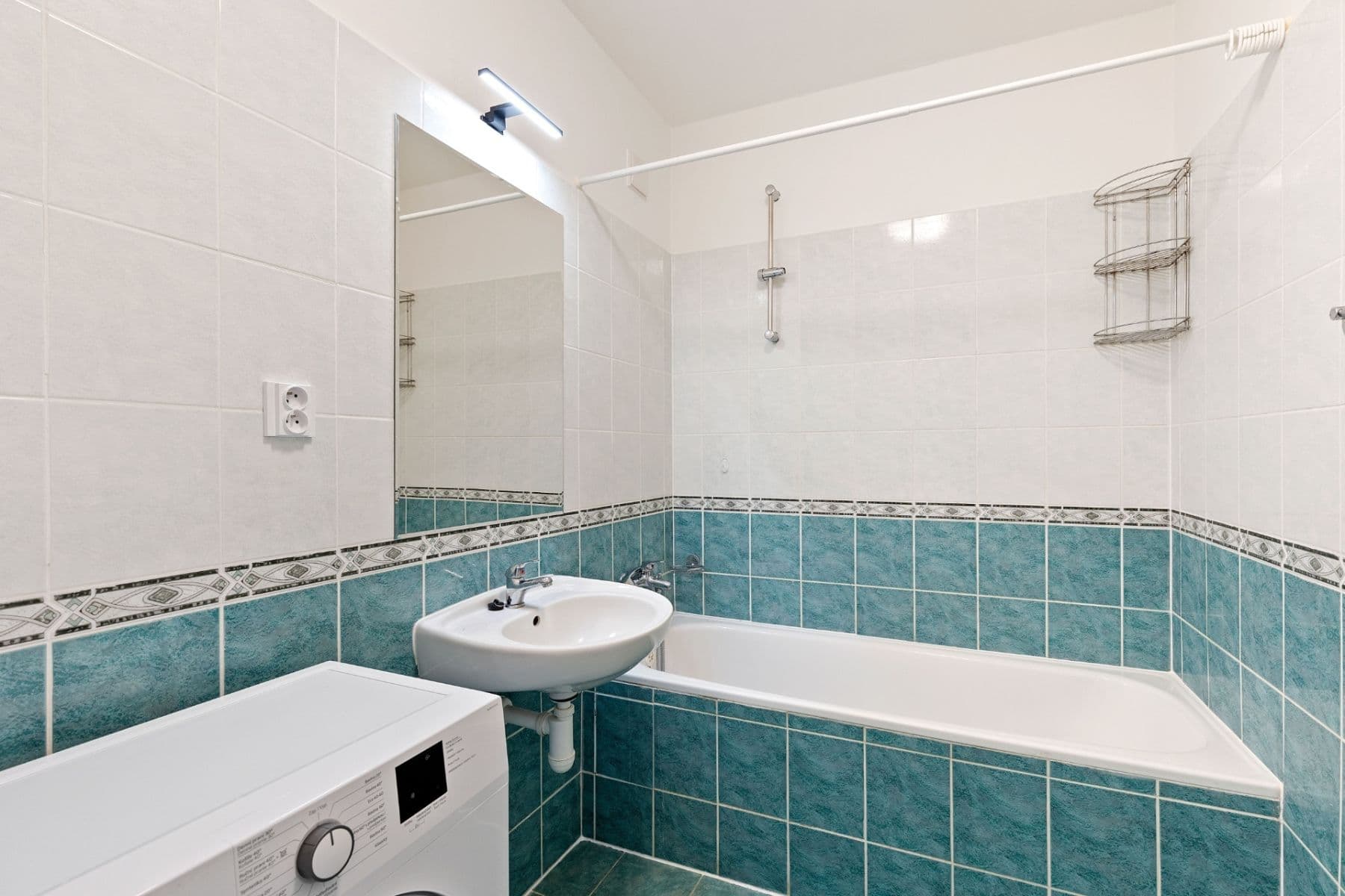 Pronájem bytu 2+kk 46 m², Hnězdenská, Praha, Praha Pronájem bytu 2+kk 46 m², Hnězdenská, Praha, Praha