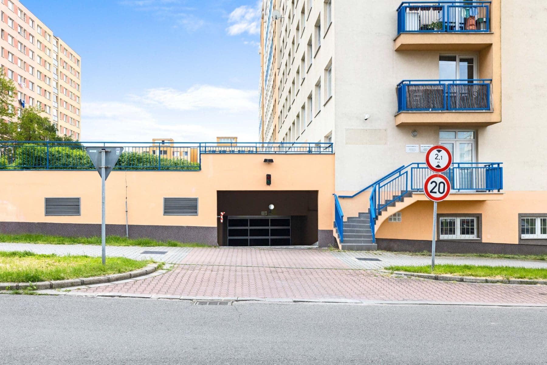 Pronájem bytu 2+kk 46 m², Hnězdenská, Praha, Praha Pronájem bytu 2+kk 46 m², Hnězdenská, Praha, Praha