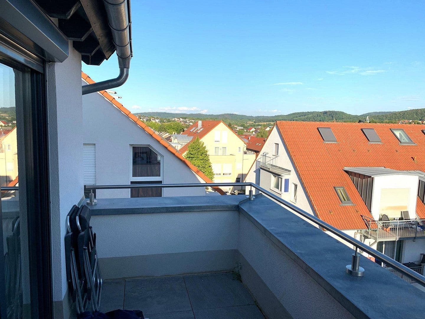 Pronájem bytu 3+1 86 m², August Lämmle Str. 27, Oberderdingen, Bádensko-Württembersko Pronájem bytu 3+1 86 m², August Lämmle Str. 27, Oberderdingen, Bádensko-Württembersko