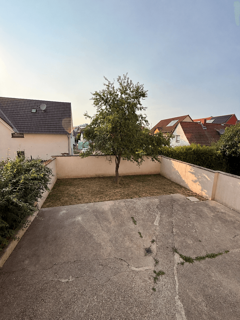 Pronájem bytu 2+1 66 m², Mundenheimer Str. 55, Ludwigshafen am Rhein, Porýní-Falc Pronájem bytu 2+1 66 m², Mundenheimer Str. 55, Ludwigshafen am Rhein, Porýní-Falc