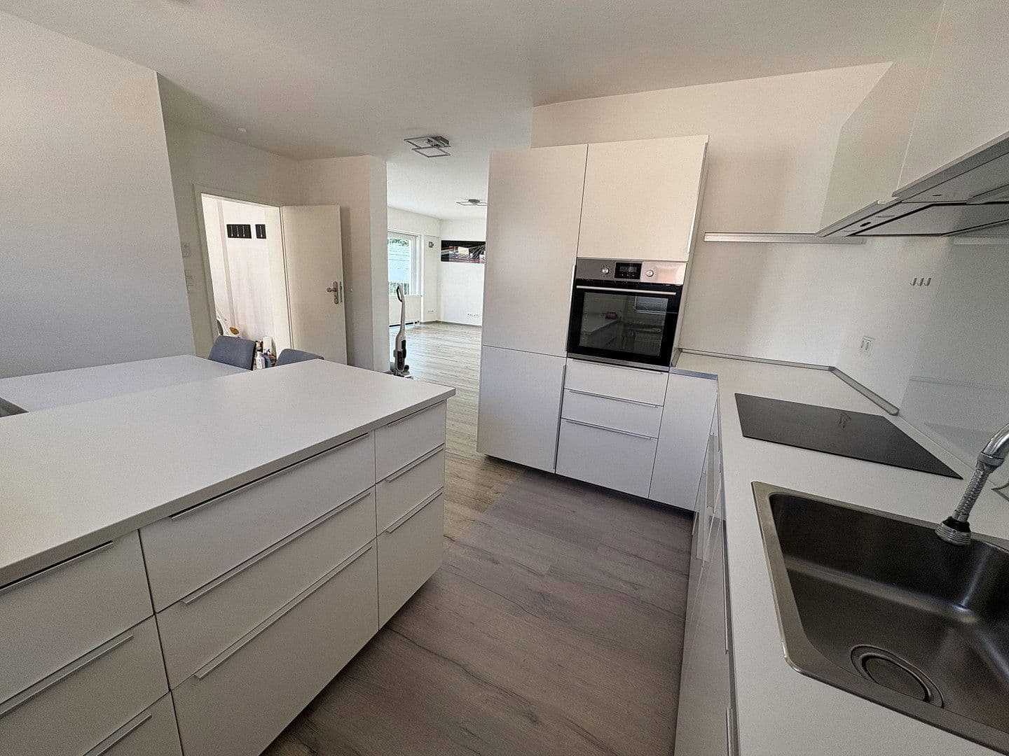 Pronájem bytu 4+1 96 m², Bad Vilbel, Hessen Pronájem bytu 4+1 96 m², Bad Vilbel, Hessen