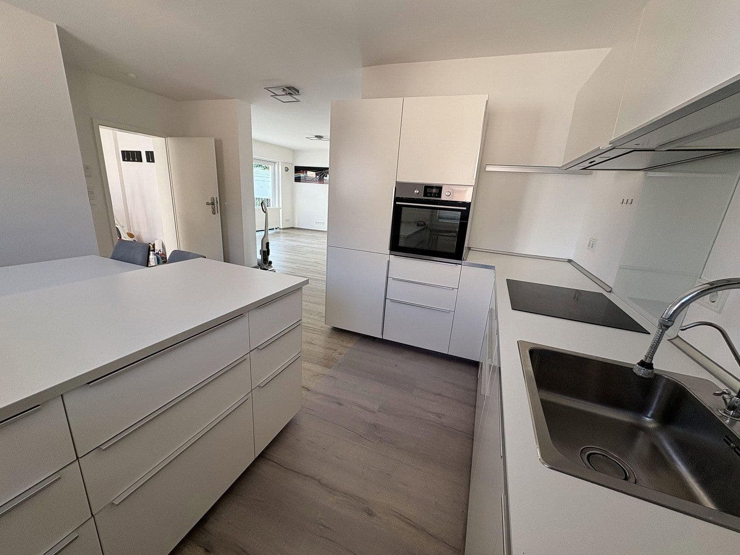 Pronájem bytu 4+1 96 m², Bad Vilbel, Hessen Pronájem bytu 4+1 96 m², Bad Vilbel, Hessen