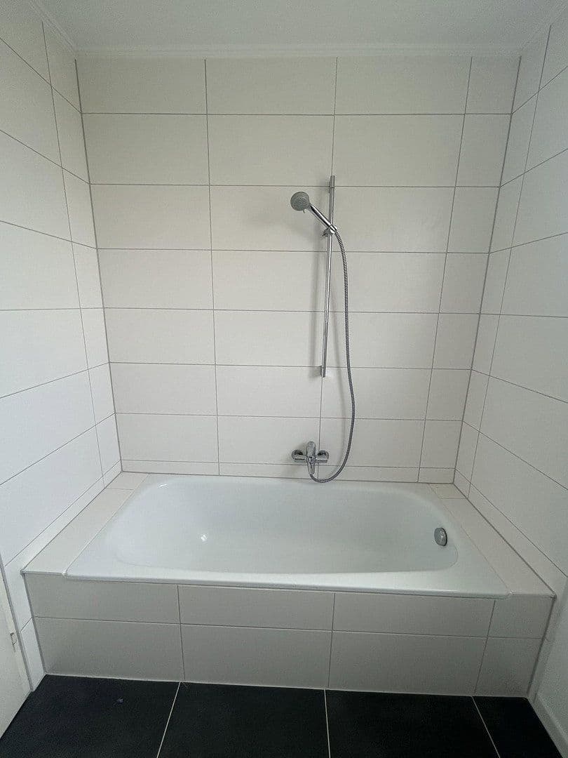Pronájem bytu 4+kk 110 m², Offenbach, Hessen Pronájem bytu 4+kk 110 m², Offenbach, Hessen