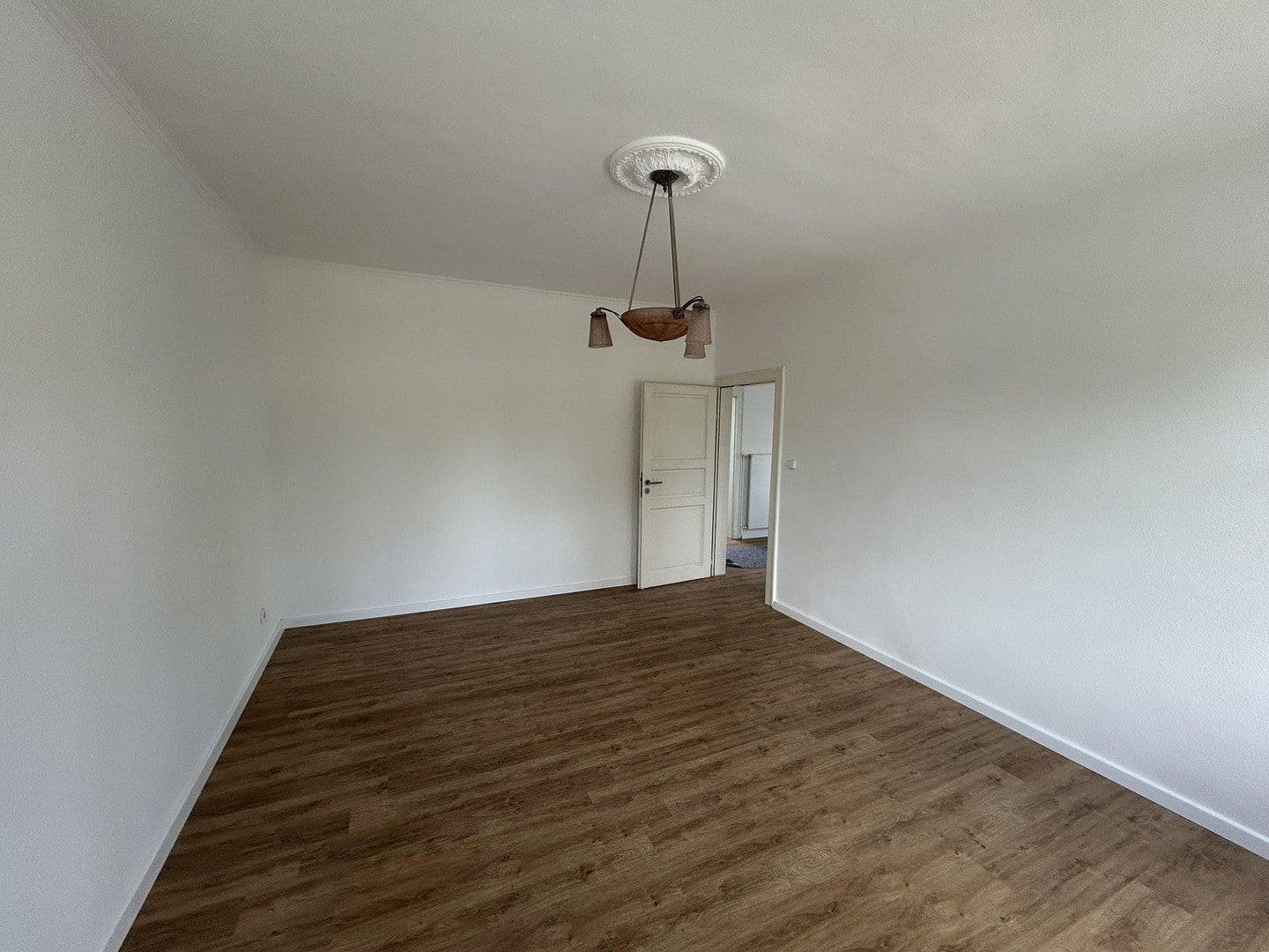 Pronájem bytu 4+kk 110 m², Offenbach, Hessen Pronájem bytu 4+kk 110 m², Offenbach, Hessen
