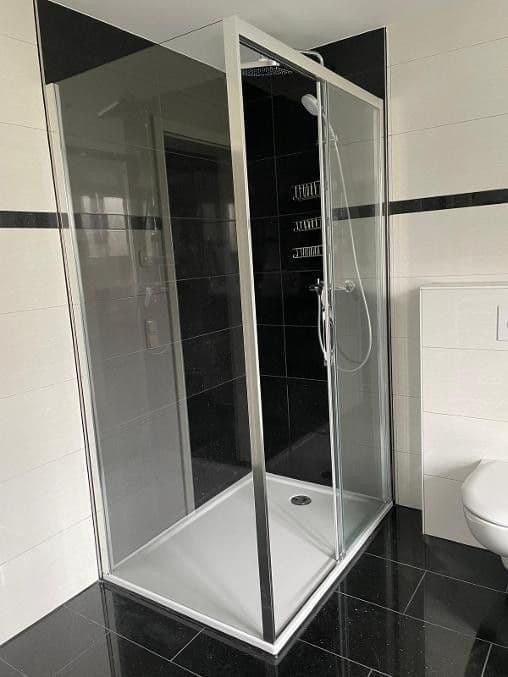 Pronájem domu 244 m², pozemek 384 m², Leverkusen, Severní Porýní-Vestfálsko Pronájem domu 244 m², pozemek 384 m², Leverkusen, Severní Porýní-Vestfálsko