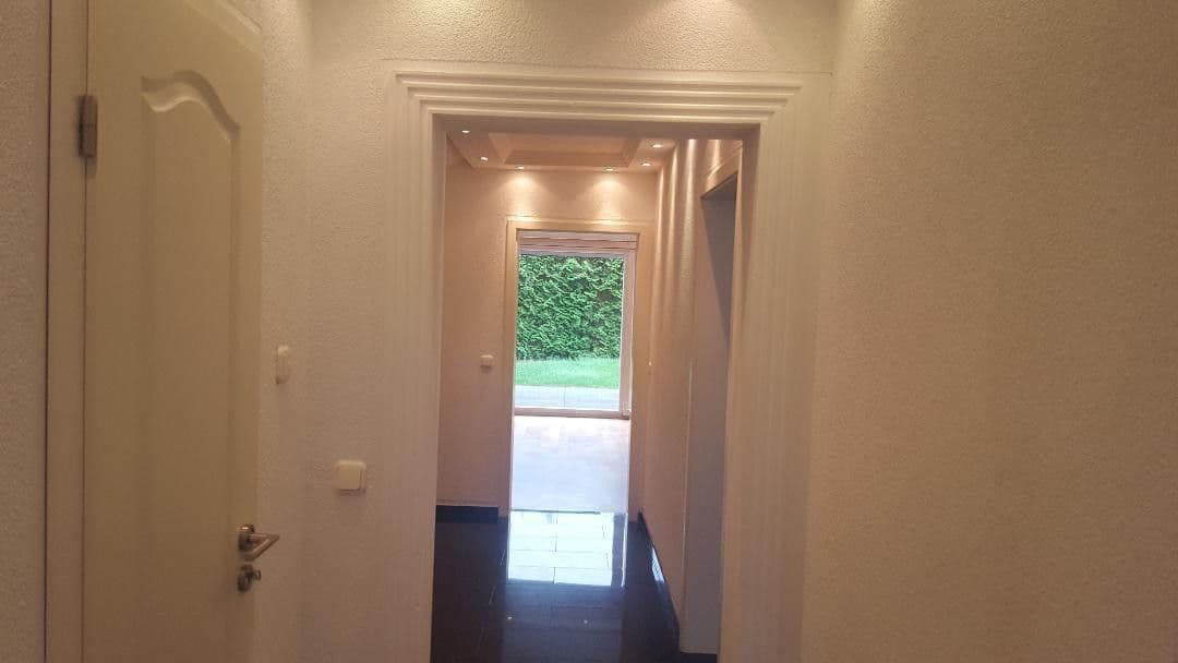 Pronájem domu 244 m², pozemek 384 m², Leverkusen, Severní Porýní-Vestfálsko Pronájem domu 244 m², pozemek 384 m², Leverkusen, Severní Porýní-Vestfálsko