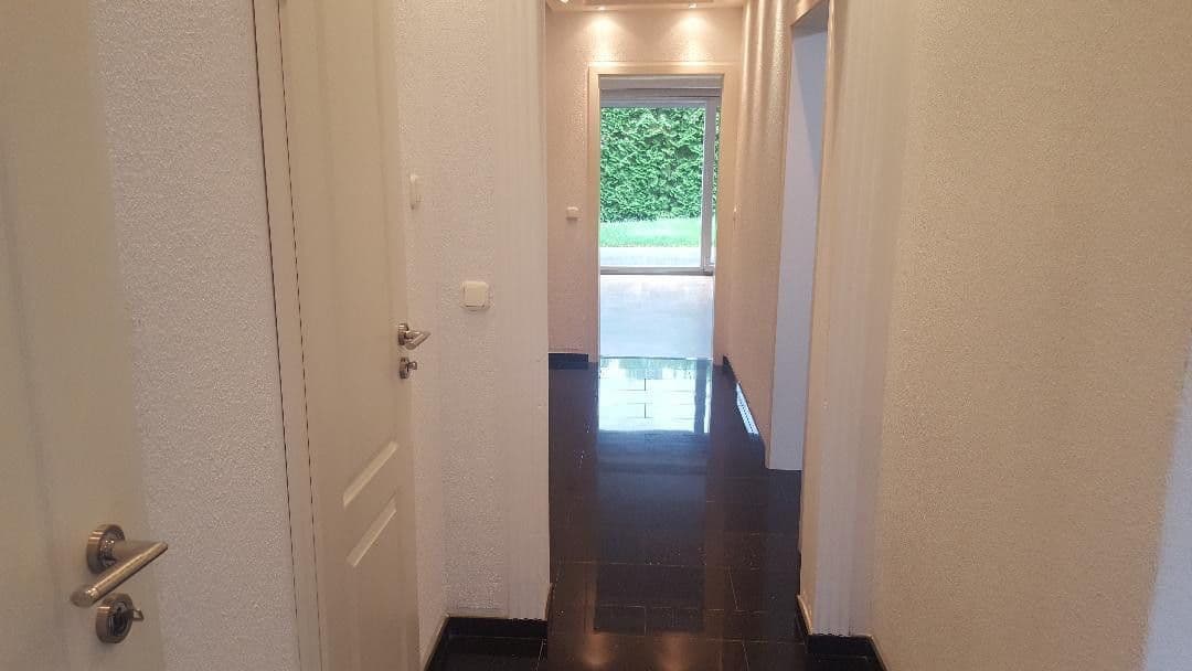 Pronájem domu 244 m², pozemek 384 m², Leverkusen, Severní Porýní-Vestfálsko Pronájem domu 244 m², pozemek 384 m², Leverkusen, Severní Porýní-Vestfálsko