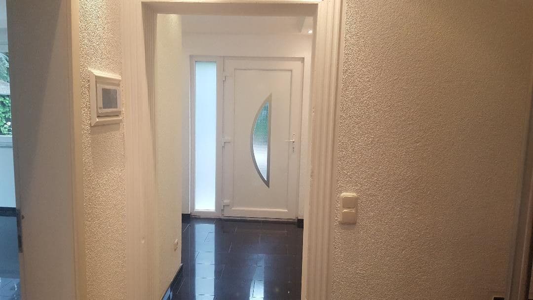 Pronájem domu 244 m², pozemek 384 m², Leverkusen, Severní Porýní-Vestfálsko Pronájem domu 244 m², pozemek 384 m², Leverkusen, Severní Porýní-Vestfálsko