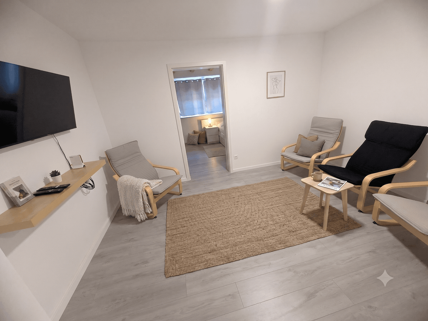 Pronájem bytu 5+1 83 m², Zeppelinstraße 42, Mannheim, Bádensko-Württembersko Pronájem bytu 5+1 83 m², Zeppelinstraße 42, Mannheim, Bádensko-Württembersko