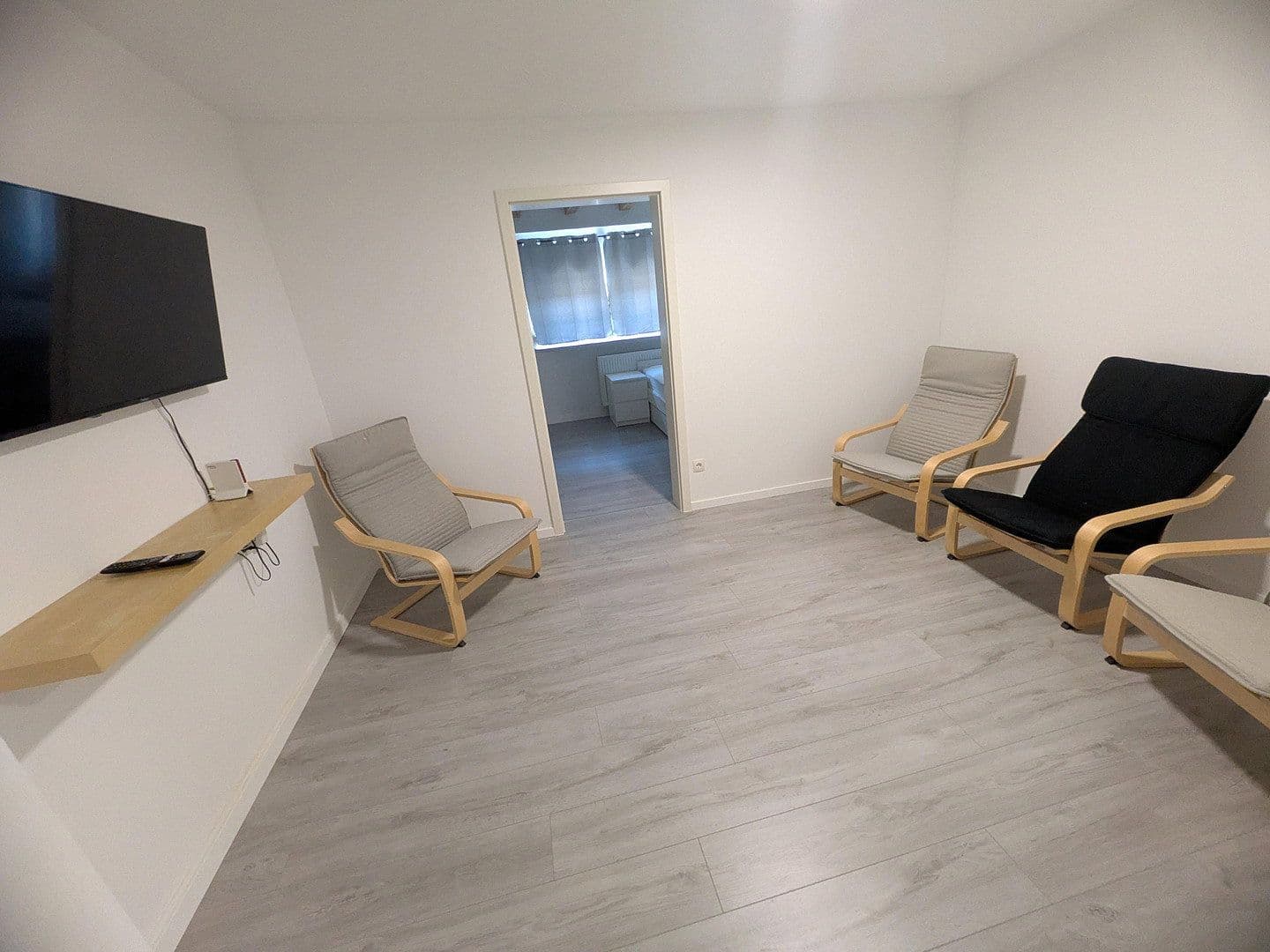 Pronájem bytu 5+1 83 m², Zeppelinstraße 42, Mannheim, Bádensko-Württembersko Pronájem bytu 5+1 83 m², Zeppelinstraße 42, Mannheim, Bádensko-Württembersko
