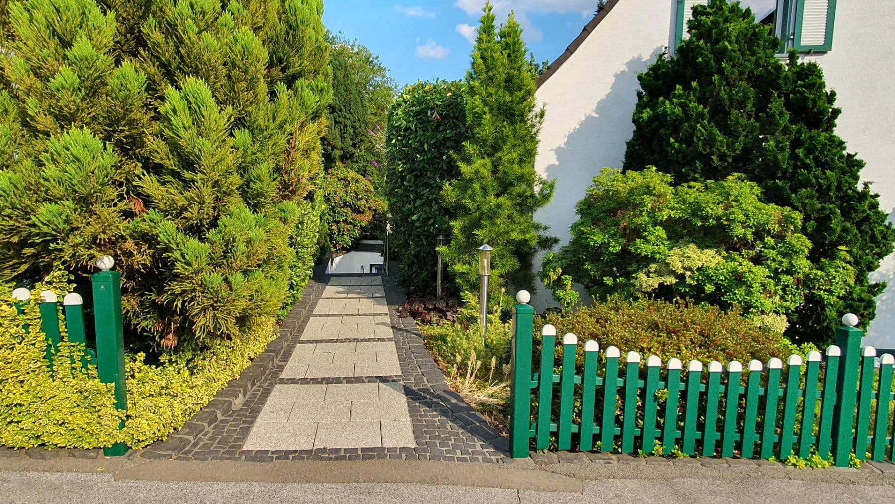 Prodej domu 323 m², pozemek 833 m², Remscheid, Severní Porýní-Vestfálsko Prodej domu 323 m², pozemek 833 m², Remscheid, Severní Porýní-Vestfálsko
