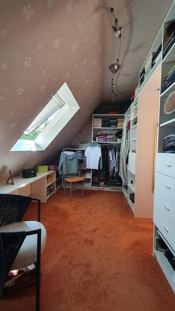 Prodej domu 323 m², pozemek 833 m², Remscheid, Severní Porýní-Vestfálsko Prodej domu 323 m², pozemek 833 m², Remscheid, Severní Porýní-Vestfálsko