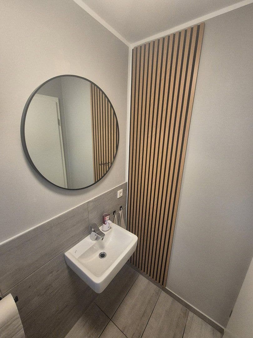 Prodej domu 134 m², pozemek 278 m², Nettetal, Severní Porýní-Vestfálsko Prodej domu 134 m², pozemek 278 m², Nettetal, Severní Porýní-Vestfálsko