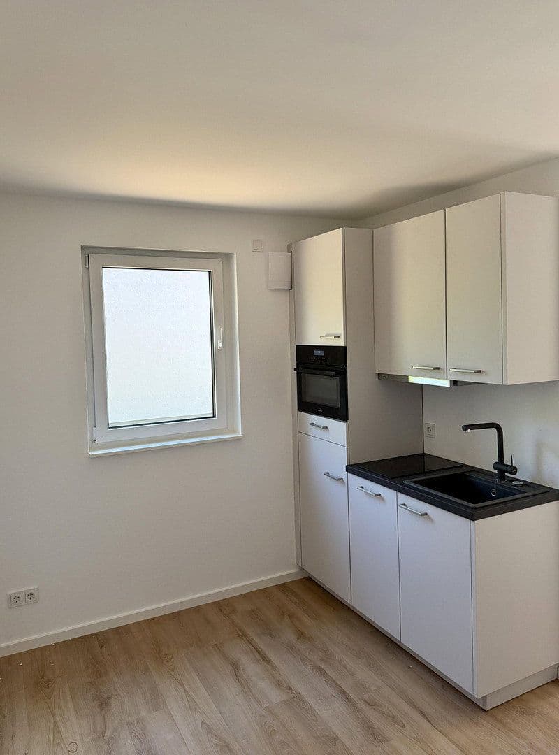 Pronájem bytu 1+1 29 m², Cappeler Straße 34, Marburg, Hessen Pronájem bytu 1+1 29 m², Cappeler Straße 34, Marburg, Hessen