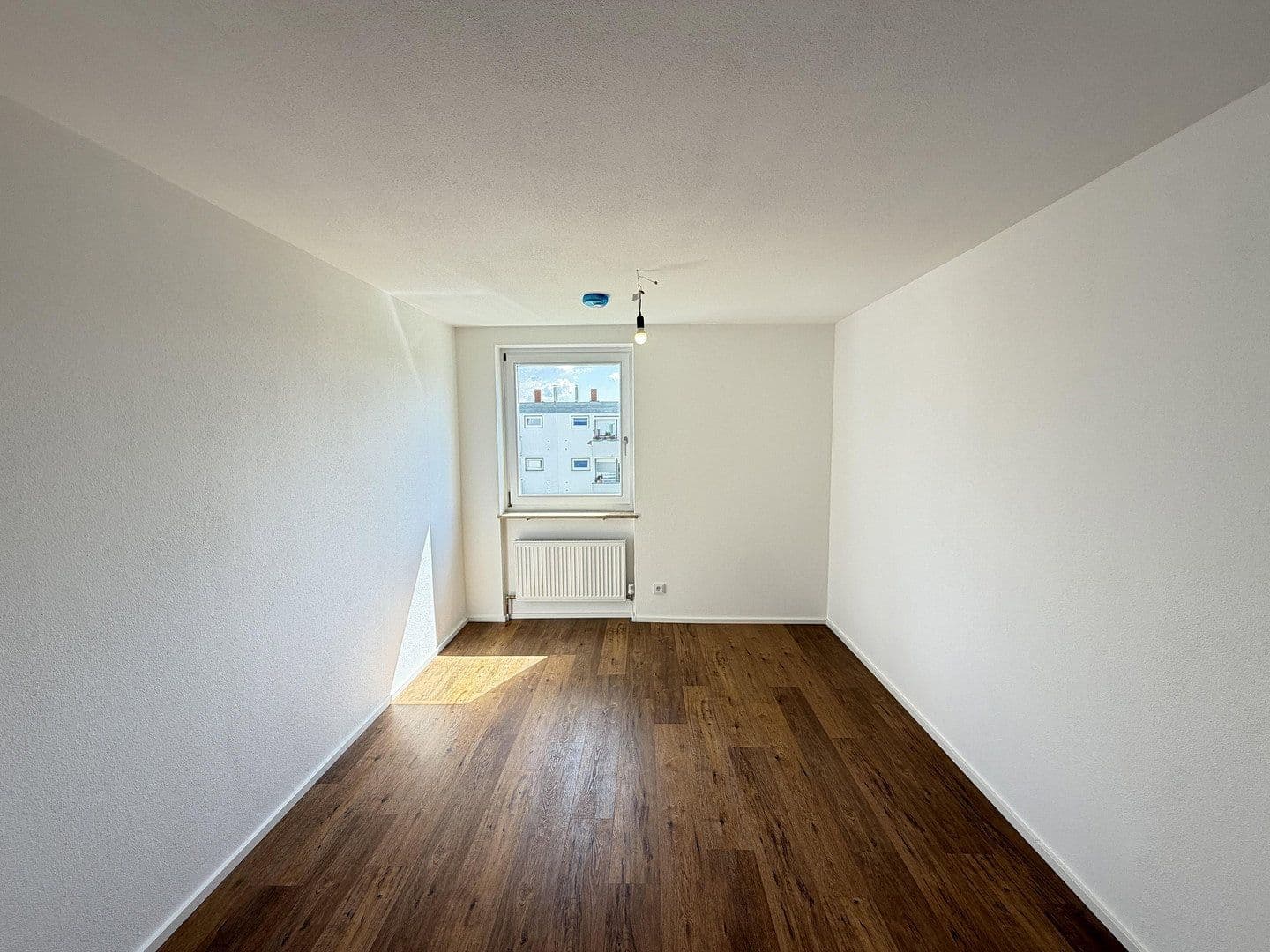 Prodej bytu 3+kk 77 m², Röntgenstraße 36, Amberg, Bavorsko Prodej bytu 3+kk 77 m², Röntgenstraße 36, Amberg, Bavorsko