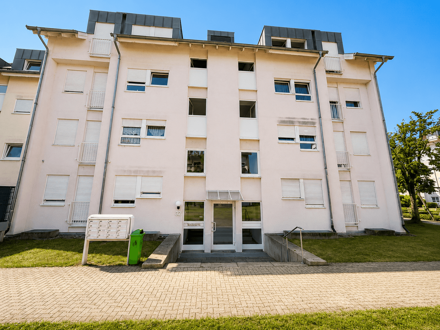 Prodej bytu 1+1 39 m², Kehl, Bádensko-Württembersko Prodej bytu 1+1 39 m², Kehl, Bádensko-Württembersko