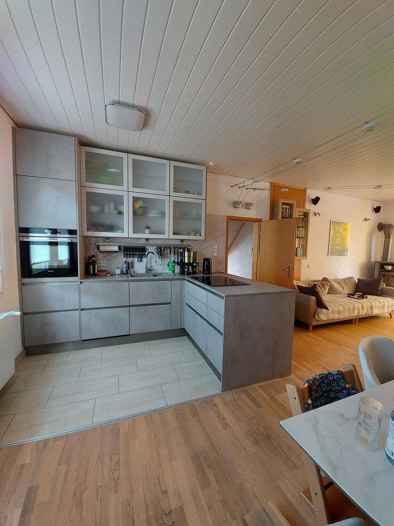 Prodej bytu 5+1 124 m², Hattersheim am Main, Hessen Prodej bytu 5+1 124 m², Hattersheim am Main, Hessen