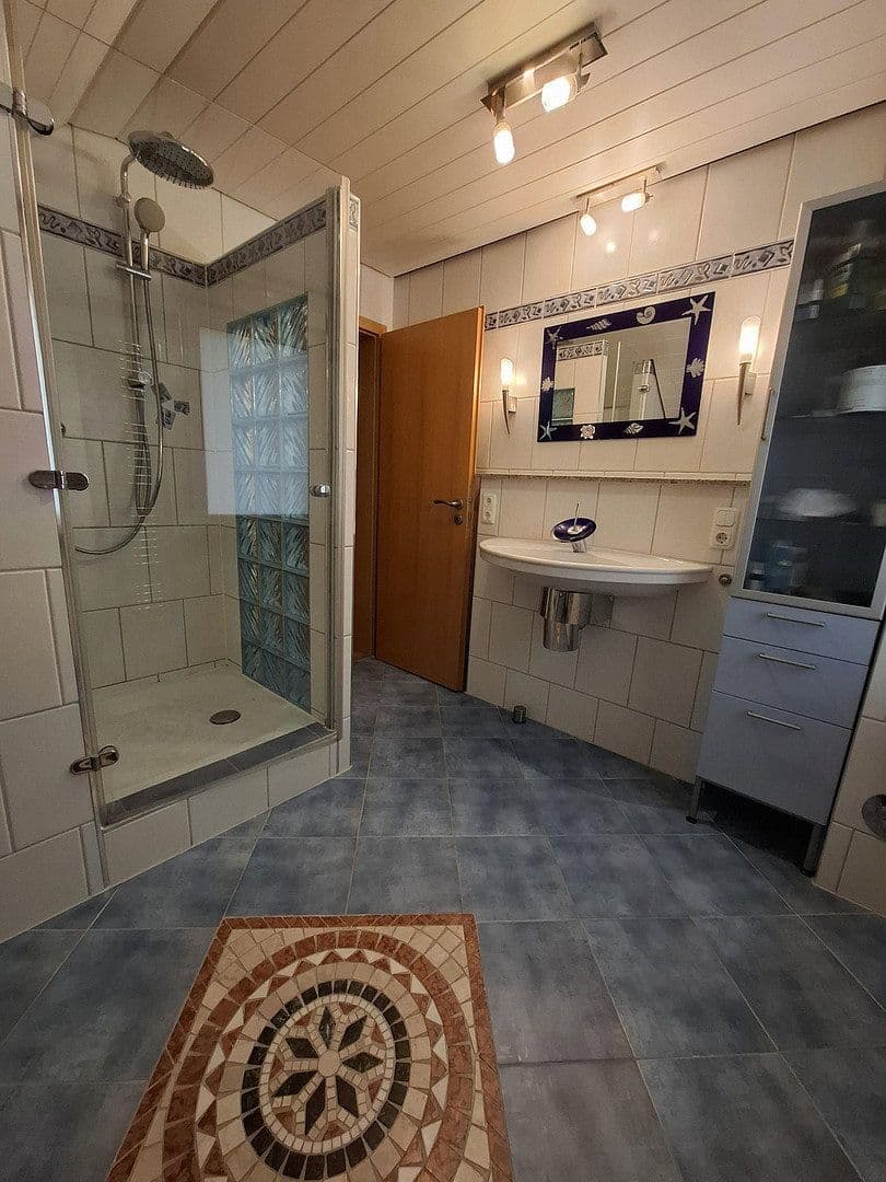 Prodej bytu 5+1 124 m², Hattersheim am Main, Hessen Prodej bytu 5+1 124 m², Hattersheim am Main, Hessen