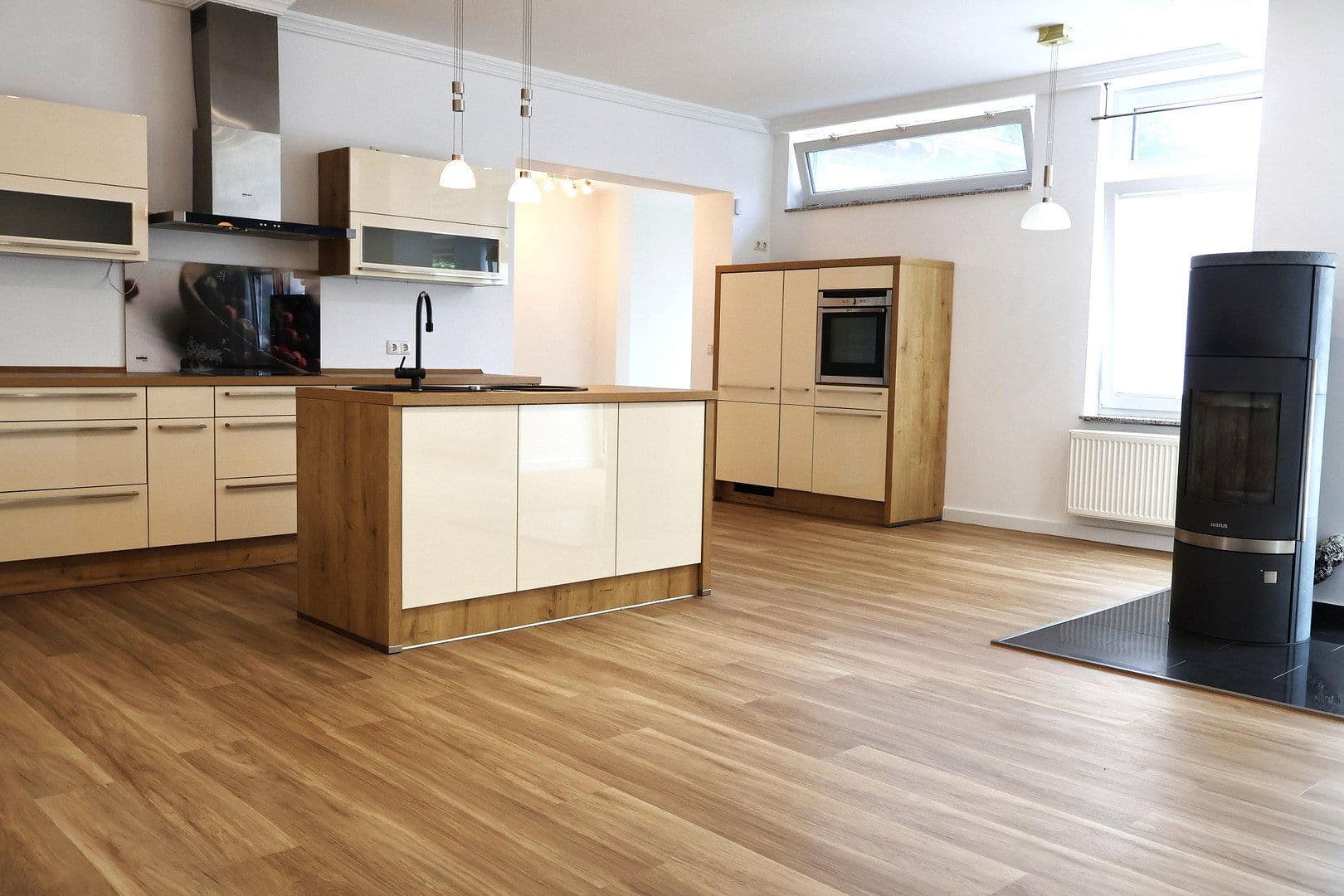 Pronájem bytu 2+1 106 m², Winsen (Luhe), Dolní Sasko Pronájem bytu 2+1 106 m², Winsen (Luhe), Dolní Sasko