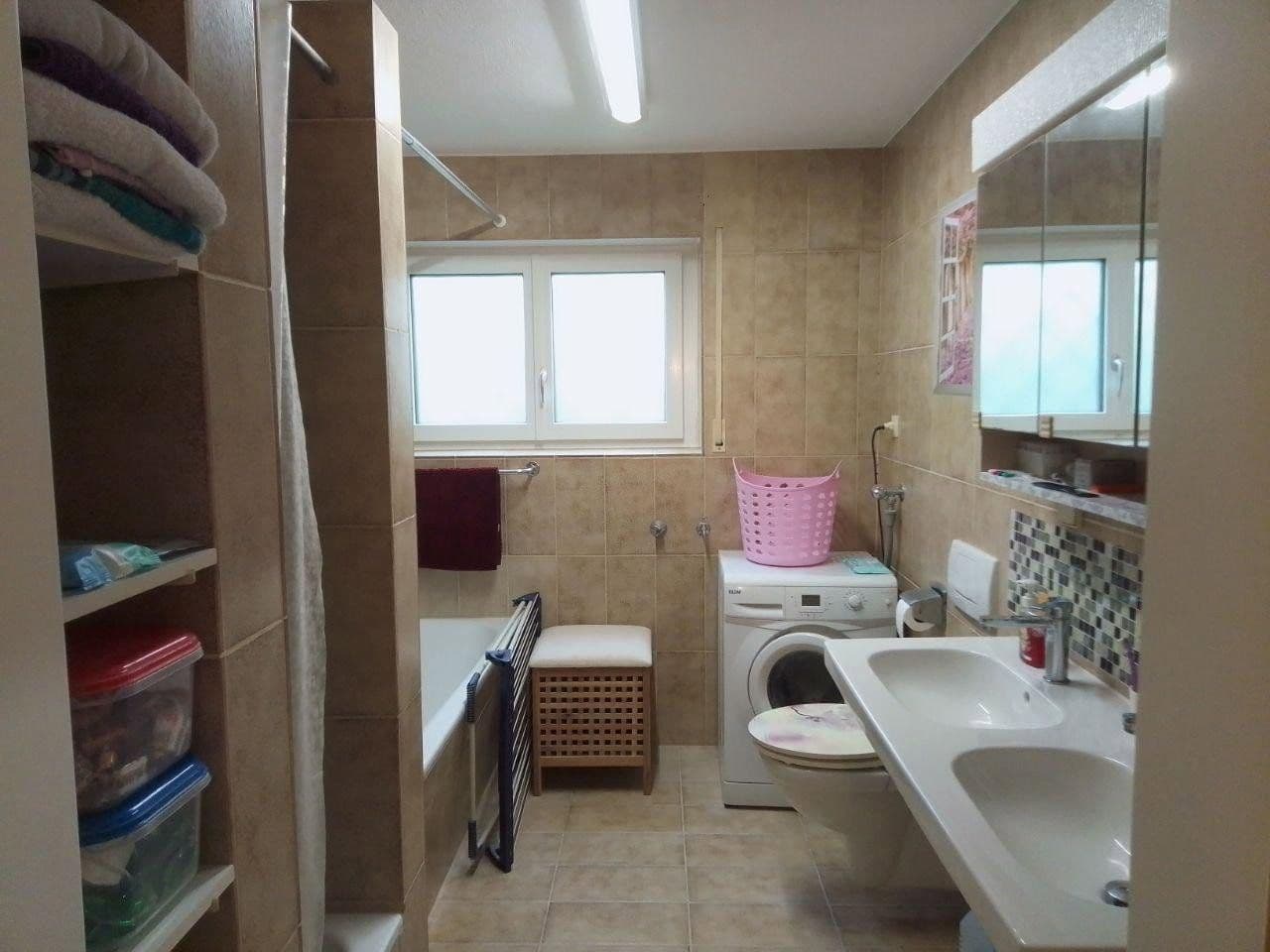 Prodej bytu 4+kk 114 m², Büsingen am Hochrhein, Bádensko-Württembersko Prodej bytu 4+kk 114 m², Büsingen am Hochrhein, Bádensko-Württembersko