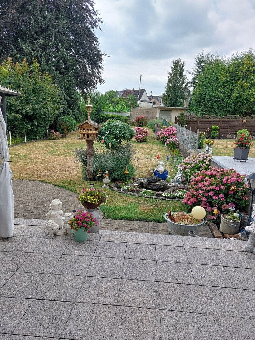 Prodej domu 103 m², pozemek 626 m², Brühl, Severní Porýní-Vestfálsko Prodej domu 103 m², pozemek 626 m², Brühl, Severní Porýní-Vestfálsko