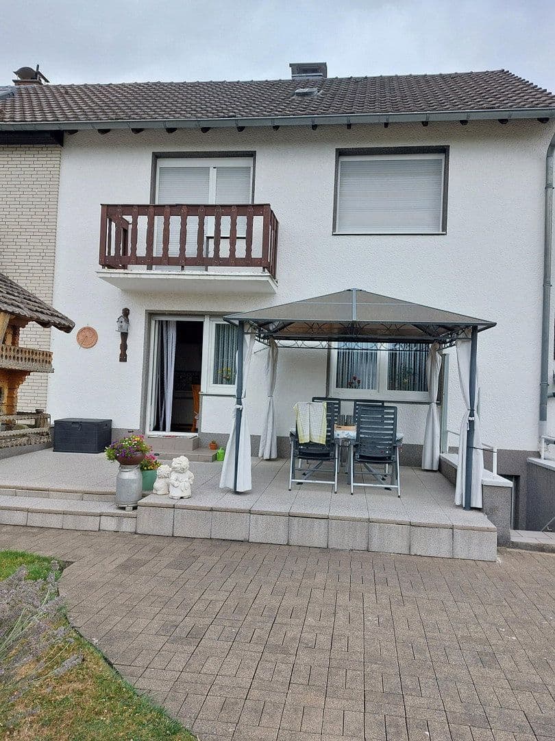 Prodej domu 103 m², pozemek 626 m², Brühl, Severní Porýní-Vestfálsko Prodej domu 103 m², pozemek 626 m², Brühl, Severní Porýní-Vestfálsko