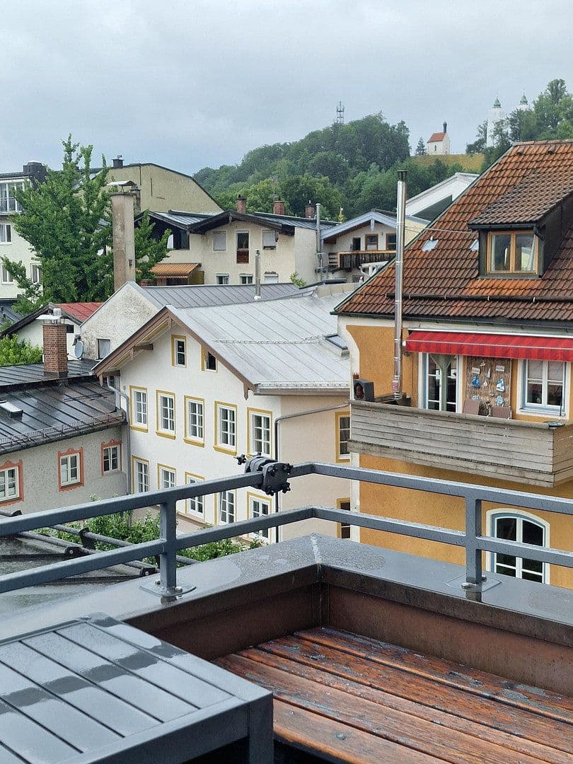 Pronájem bytu 2+1 142 m², Klammergasse 6, Bad Tölz, Bavorsko Pronájem bytu 2+1 142 m², Klammergasse 6, Bad Tölz, Bavorsko