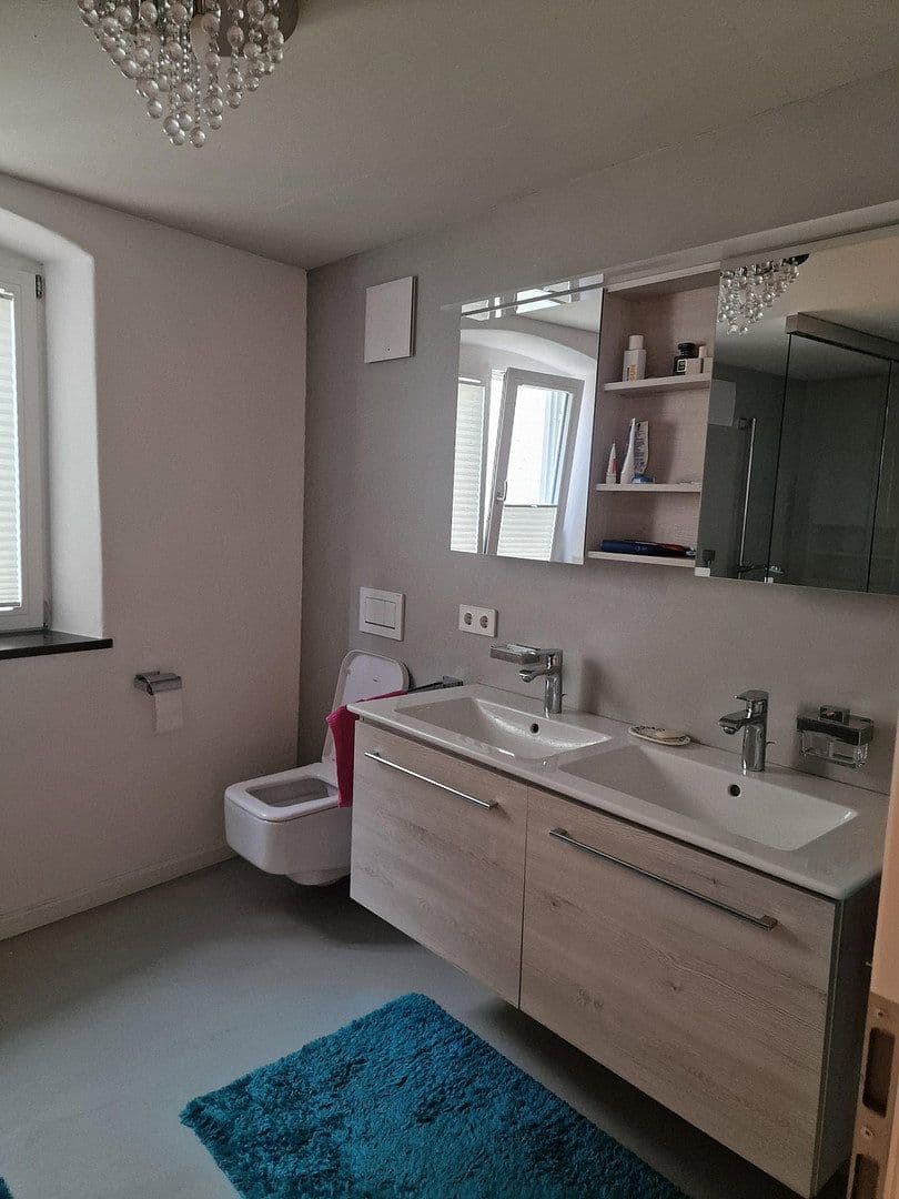 Pronájem bytu 2+1 142 m², Klammergasse 6, Bad Tölz, Bavorsko Pronájem bytu 2+1 142 m², Klammergasse 6, Bad Tölz, Bavorsko