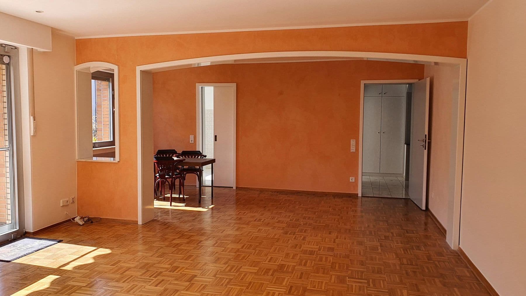 Pronájem bytu 4+kk 130 m², Duisburg, Severní Porýní-Vestfálsko Pronájem bytu 4+kk 130 m², Duisburg, Severní Porýní-Vestfálsko