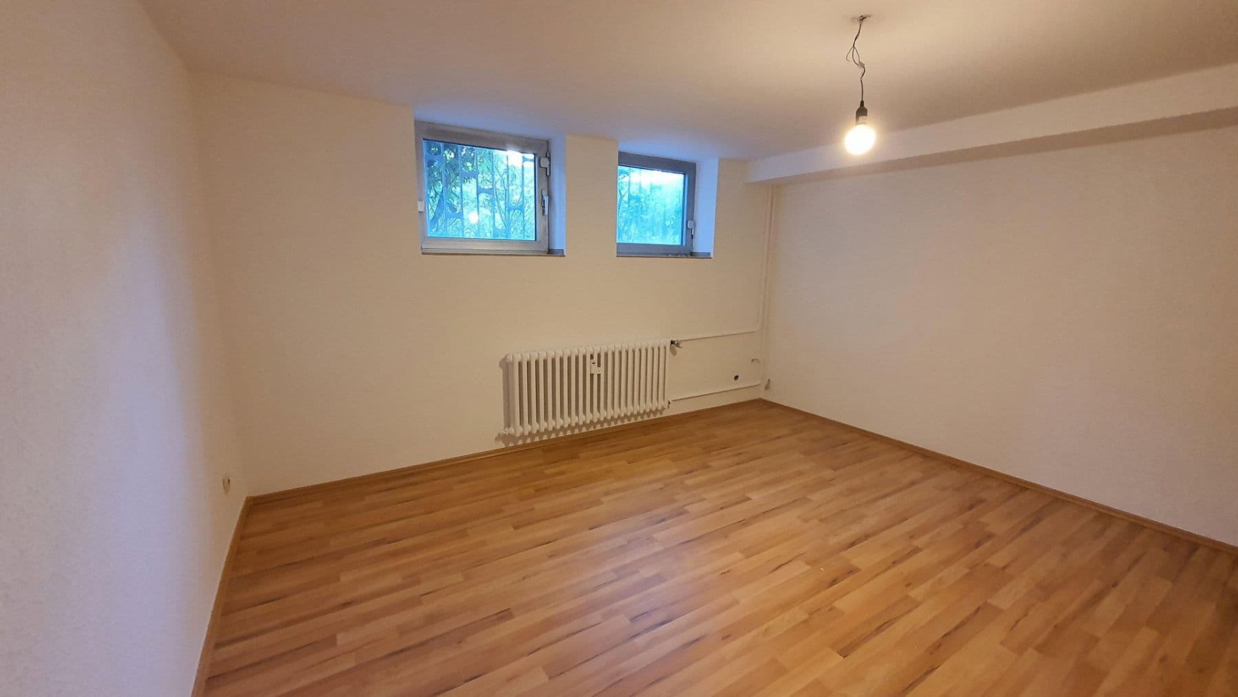 Pronájem bytu 4+kk 130 m², Duisburg, Severní Porýní-Vestfálsko Pronájem bytu 4+kk 130 m², Duisburg, Severní Porýní-Vestfálsko