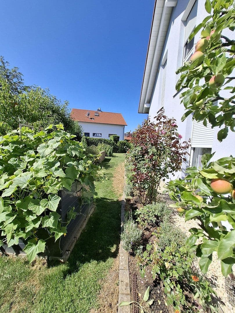 Prodej domu 119 m², pozemek 508 m², Denklingen, Bavorsko Prodej domu 119 m², pozemek 508 m², Denklingen, Bavorsko