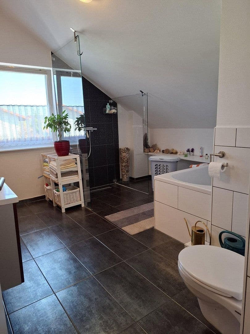 Prodej domu 119 m², pozemek 508 m², Denklingen, Bavorsko Prodej domu 119 m², pozemek 508 m², Denklingen, Bavorsko